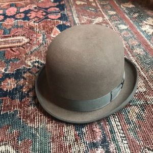 Women’s vintage deluxe felt derby